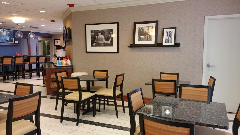 Wingate By Wyndham Springfield Hotel Kültér fotó